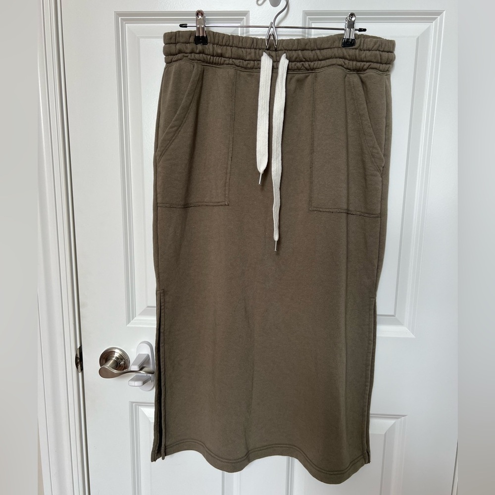 NWT Aerie Soft Sweatshirt Skirt
